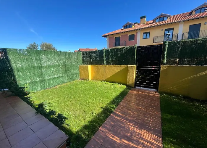 Casa Martos Appartamento Comillas